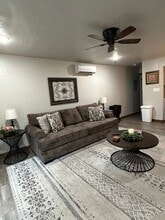 24711 OK-58, Unit Granite Pointe Retreat in Lawton, OK - Building Photo - Building Photo