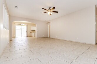 16812 W Windermere Way in Surprise, AZ - Building Photo - Building Photo
