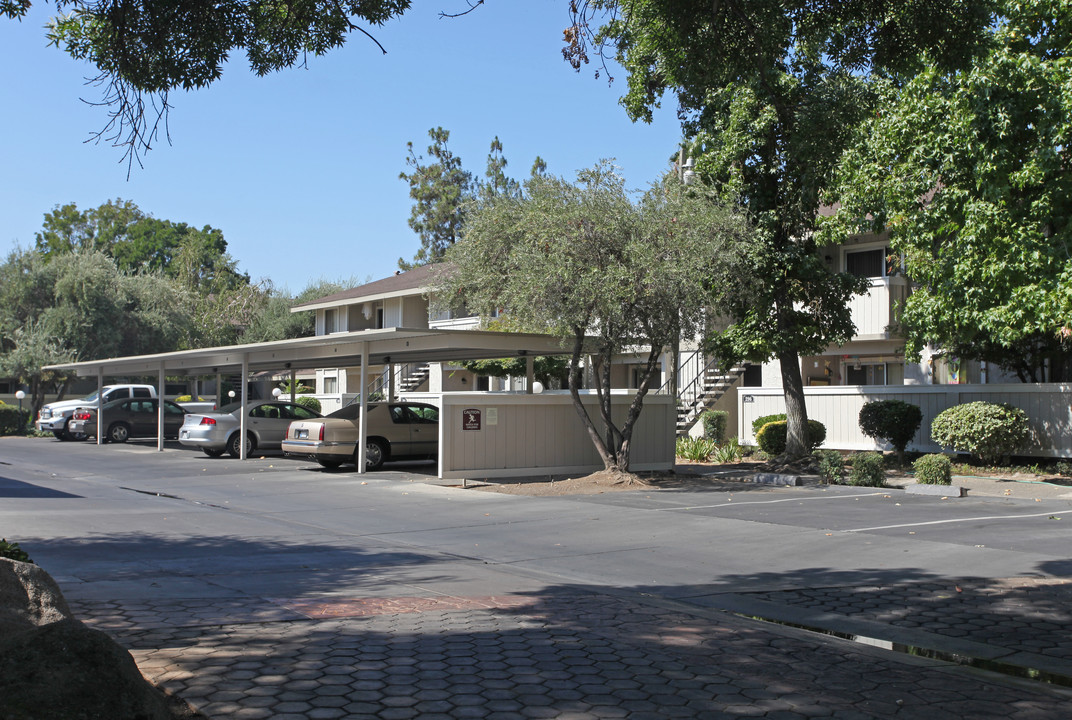 Brookdale North in Merced, CA - Building Photo