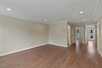 1601 N Carolina Ave NE in Washington, DC - Foto de edificio - Interior Photo