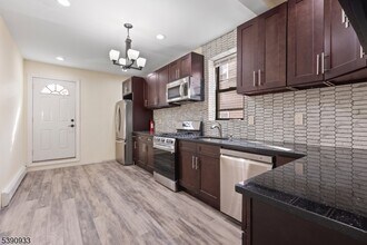 108 Paine Ave in Irvington, NJ - Building Photo - Building Photo