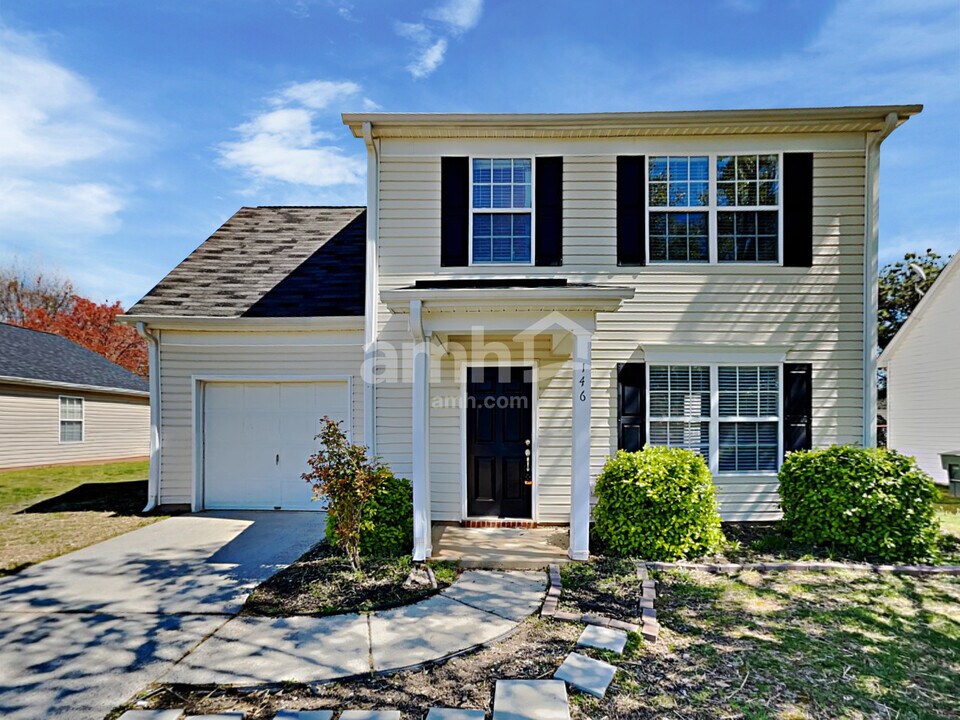 146 Brantley Pl Dr in Mooresville, NC - Building Photo