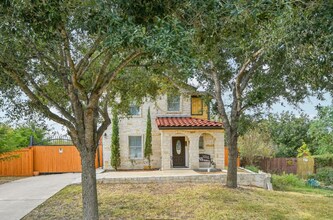 18205 Great Falls Dr in Manor, TX - Foto de edificio - Building Photo