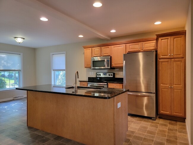 709 Palmer Cir in Lititz, PA - Building Photo - Building Photo