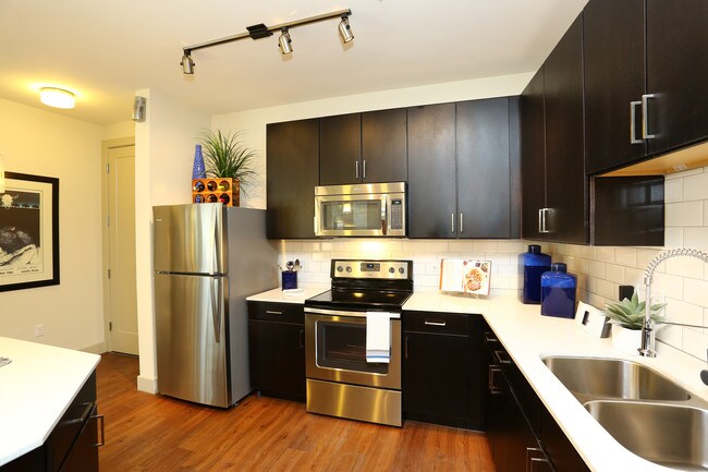 7East in Austin, TX - Building Photo - Interior Photo