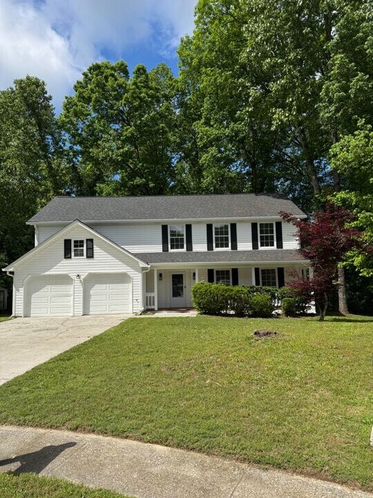 3090 Summit Pl Dr in Loganville, GA - Building Photo
