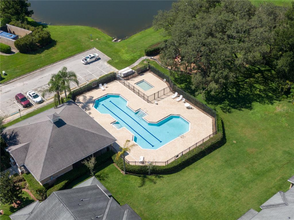 8204 Downpatrick Ct in Tampa, FL - Building Photo - Building Photo