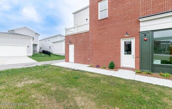 6311 Meeting St in Prospect, KY - Building Photo - Building Photo