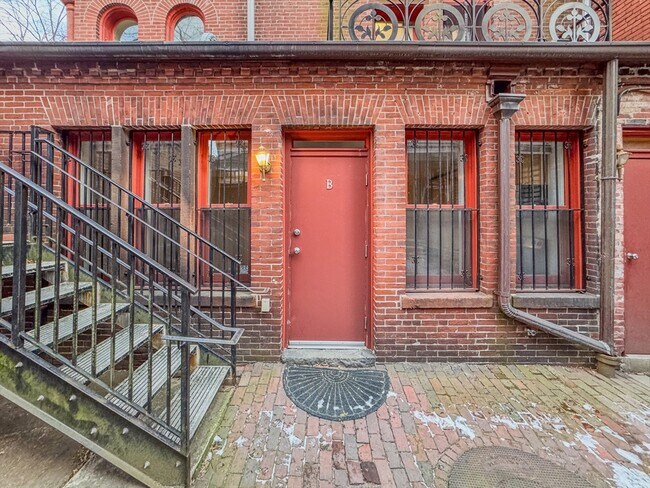 property at 195 Commonwealth Ave