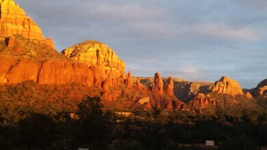 450 Concho Dr in Sedona, AZ - Building Photo - Building Photo
