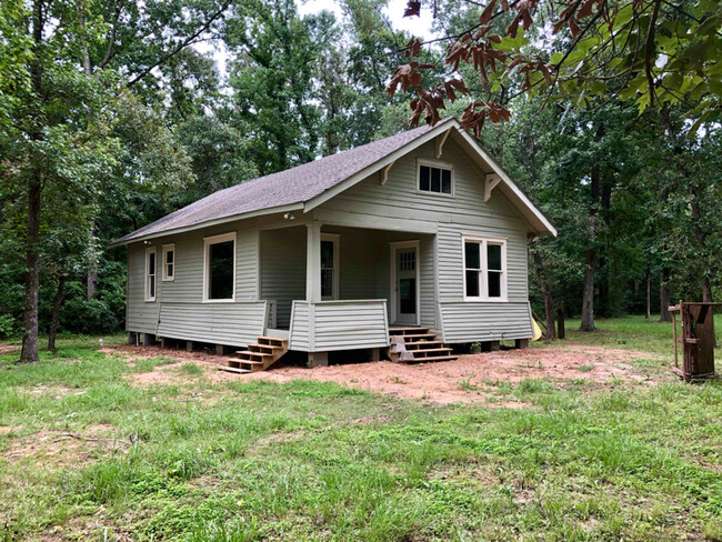 23983 Weeren Rd in Montgomery, TX - Building Photo - Building Photo