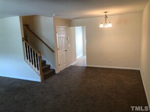 7938 Averette Hill Dr in Raleigh, NC - Building Photo - Building Photo