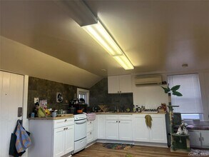 34 Hoffman St in Poughkeepsie, NY - Building Photo - Building Photo