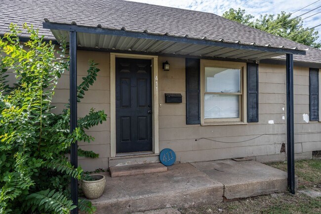 411 N 6th St in Weatherford, OK - Building Photo - Building Photo
