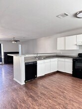 1841 River Crossing Cir in Austin, TX - Building Photo - Building Photo