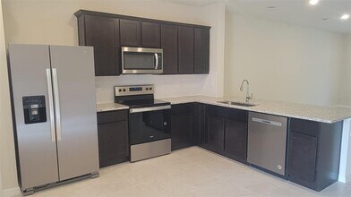 4601 Sparkling Shell Ave in Kissimmee, FL - Building Photo - Building Photo