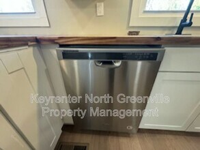 180 W Darby Rd in Greenville, SC - Building Photo - Building Photo