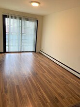 2355 Chalet Gardens Rd, Unit 3 in Fitchburg, WI - Building Photo - Building Photo
