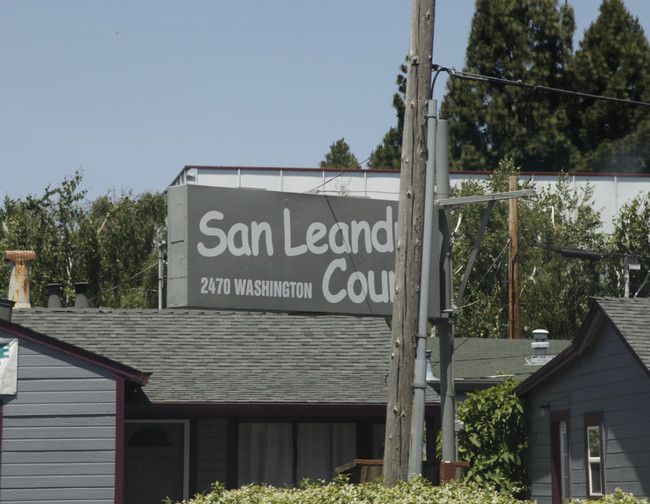 San Leandro Court in San Leandro, CA - Foto de edificio - Building Photo