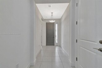 12756 SW Clear Water Way in Port St. Lucie, FL - Building Photo - Building Photo