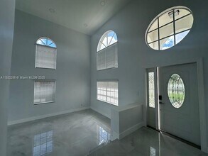 8557 Windy Cir in Boynton Beach, FL - Building Photo - Building Photo