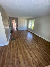 30513 N Wilson Rd in Volo, IL - Building Photo - Building Photo