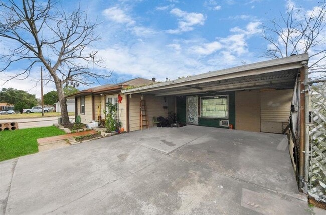 5734 Oriole St in Houston, TX - Building Photo - Building Photo