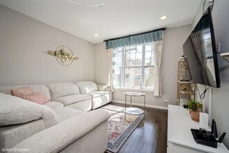 850 Lexington Cir W in Des Plaines, IL - Building Photo - Building Photo