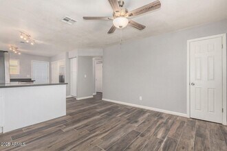150 N 88th Pl in Mesa, AZ - Building Photo - Building Photo
