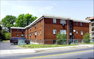 William Street Gardens Apartments