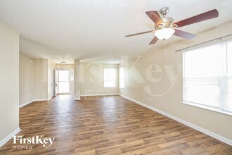 7031 Laredo Dr in McCordsville, IN - Building Photo - Building Photo