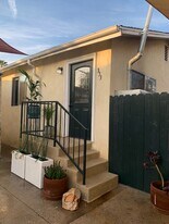 333 N Occidental Blvd in Los Angeles, CA - Building Photo