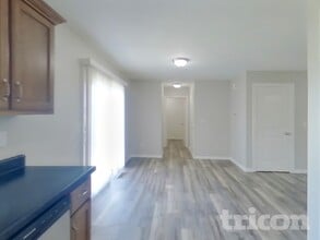 106 Sunburst Cir in Alexandria, IN - Building Photo - Building Photo