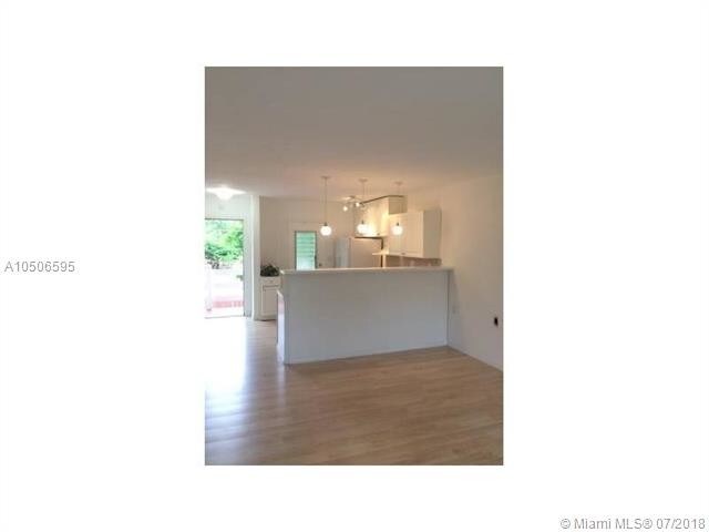 1600 NE 114th St-Unit -201 in Miami, FL - Building Photo