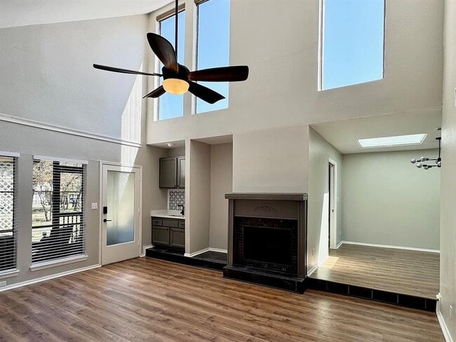 30 Casa Verde St in Lakeway, TX - Building Photo - Building Photo