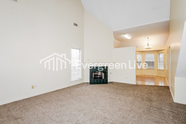 7330 Appling Meadow Cove in Cordova, TN - Building Photo - Building Photo