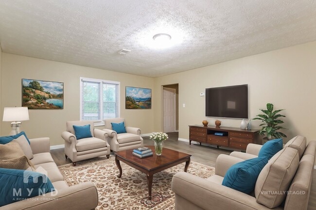 2041 Diamond Ct in Jonesboro, GA - Building Photo - Building Photo