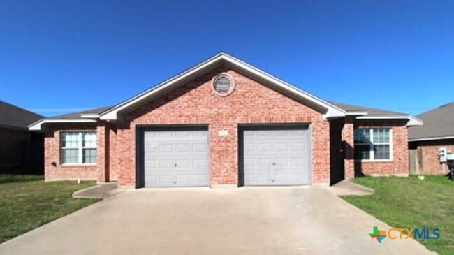 property at 4102 Janelle Dr