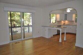 59 Byron Dr in Avon, CT - Building Photo - Building Photo