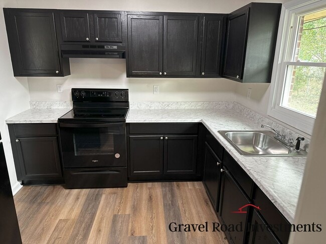 2103 Martin Luther King Blvd in Tuscaloosa, AL - Building Photo - Building Photo