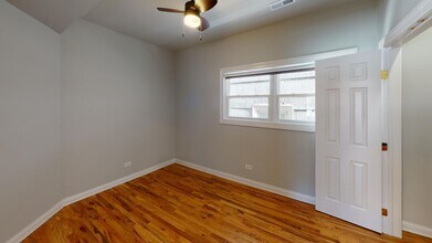 1551 W Augusta Blvd in Chicago, IL - Building Photo - Building Photo