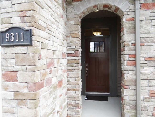 9311 Glenburn Ln in Charlotte, NC - Building Photo - Building Photo
