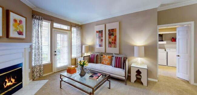 1100 Bering Dr in Houston, TX - Building Photo - Building Photo