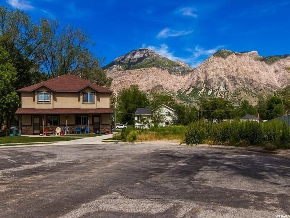 238 Dan St in Ogden, UT - Foto de edificio