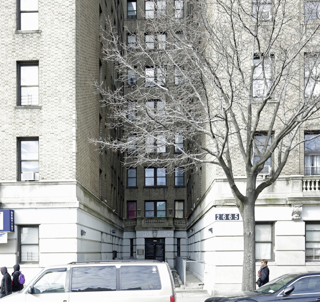 2665 Grand Concourse in Bronx, NY - Building Photo - Building Photo