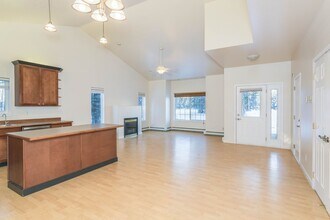 2315 Long Shadow Dr in North Pole, AK - Building Photo - Building Photo