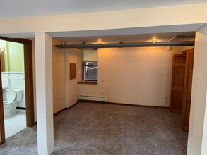 2017 Grand Ave S-Unit -4 in Minneapolis, MN - Building Photo - Building Photo