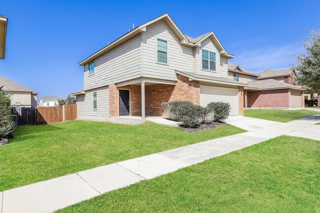 10611 Hunters Pond in San Antonio, TX - Building Photo - Building Photo