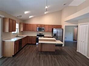 7481 Bordwine Dr in Orlando, FL - Building Photo - Building Photo