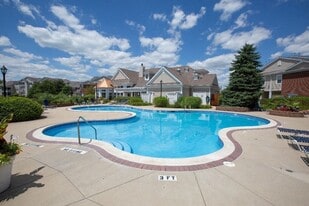 Ascend St. Charles in St. Charles, IL - Building Photo